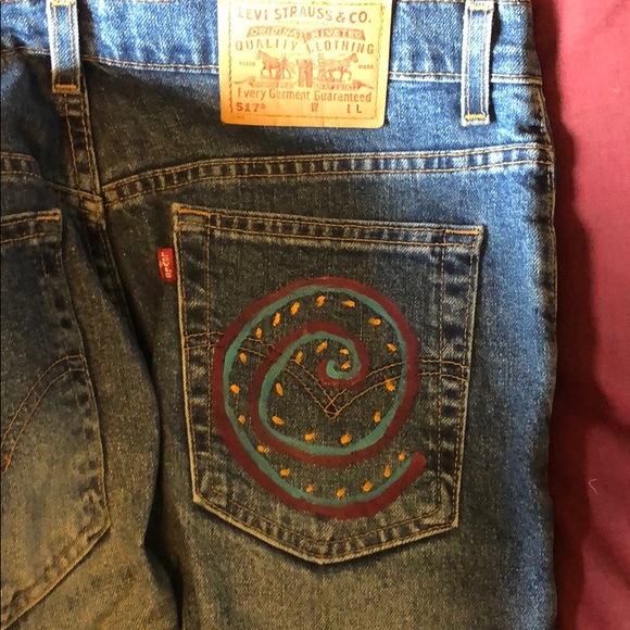 Hand painted 517 Levi’s (with DMB fire dancer) - Picture 2 of 5
